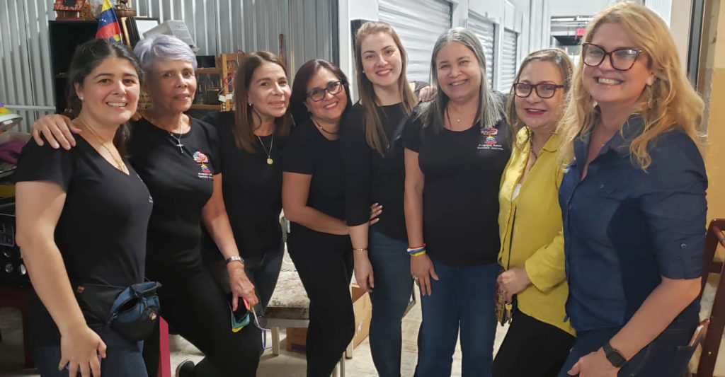 Voluntarios Programa Raíces Venezolanas, ayuda a venezolanos en el sur de la florida